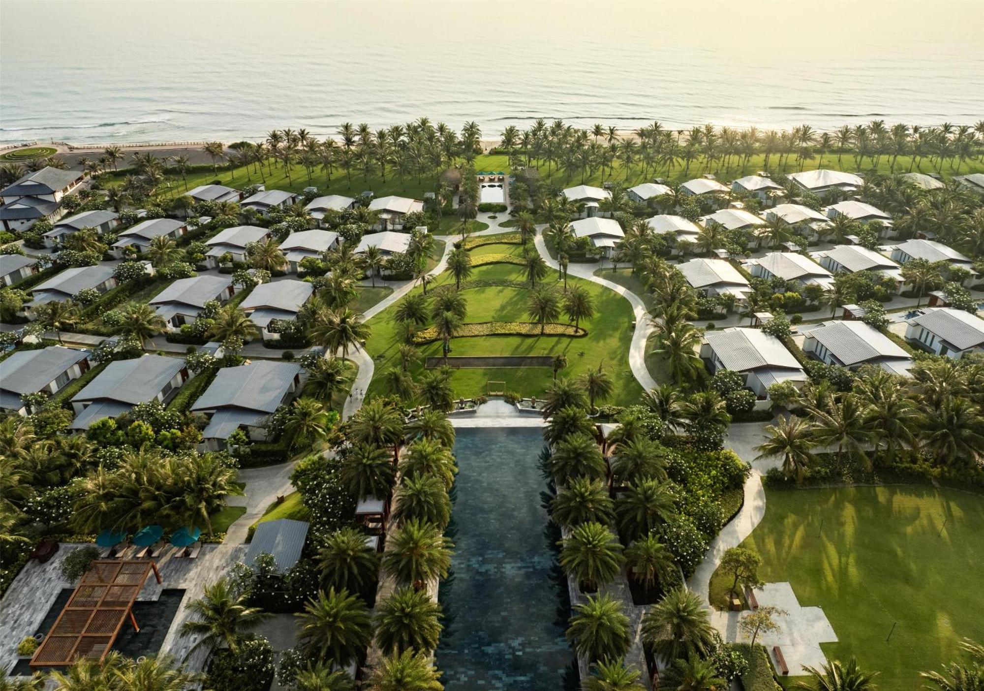 Radisson Blu Resort Cam Ranh Nha Trang Exterior foto