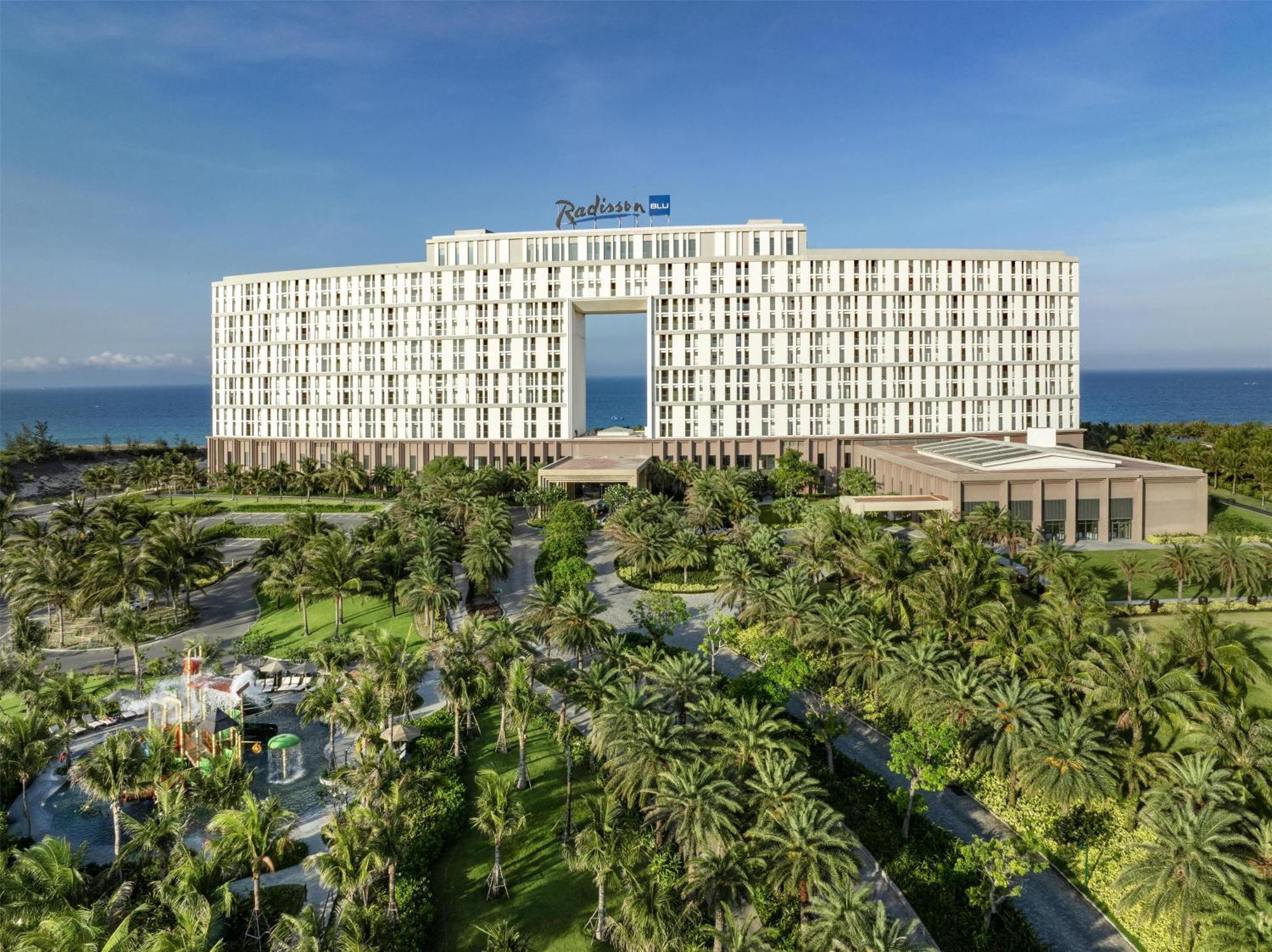 Radisson Blu Resort Cam Ranh Nha Trang Exterior foto